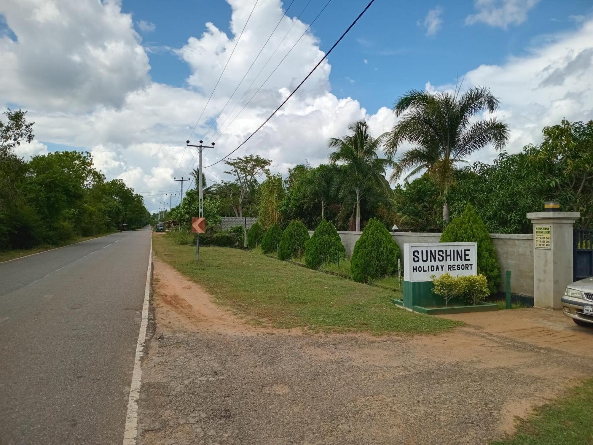 Sunshine Holiday Resort -Sella Kataragama Ngoại thất bức ảnh